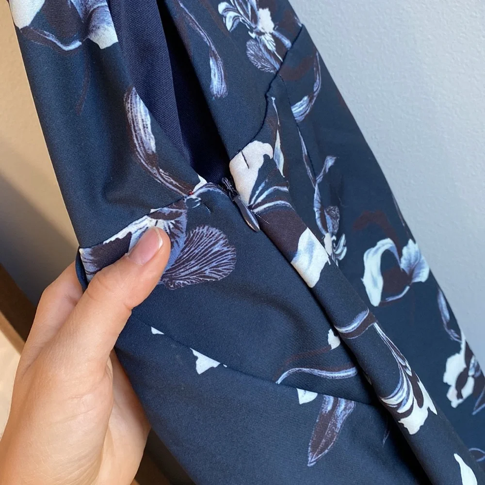 Airlie Isolla Bella Halter Midi Dress - Picture 4 of 11